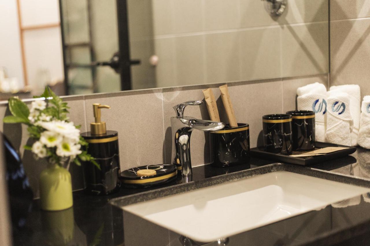 Thapae Twins Hotel Chiang Mai Luaran gambar